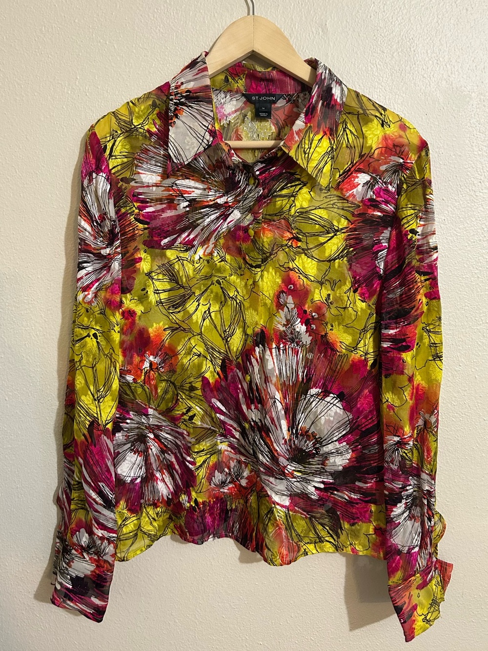 St. John Silk Watercolor Floral Chartreuse Button Down Blouse Size 14 Women’s